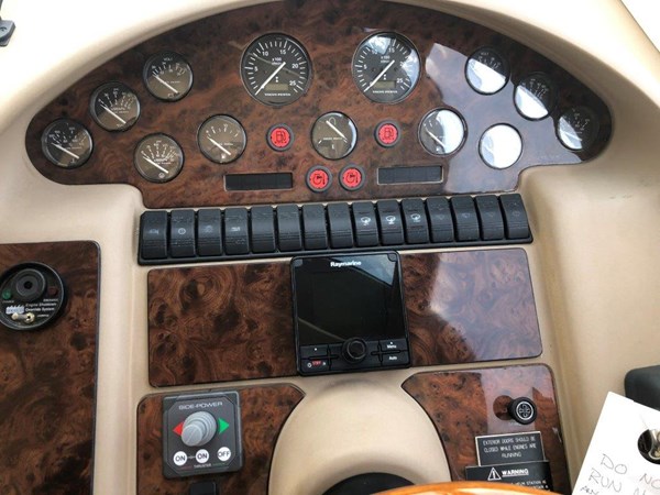 27_Interior Helm Station1