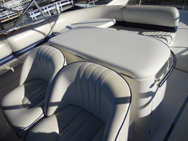 59_Helm seating plus 2