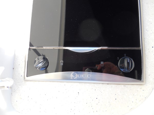 67_Flybridge Stovetop 3