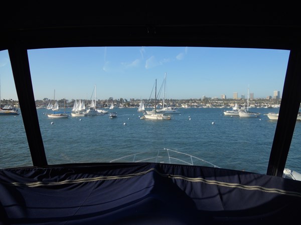 68_Flybridge Forward View