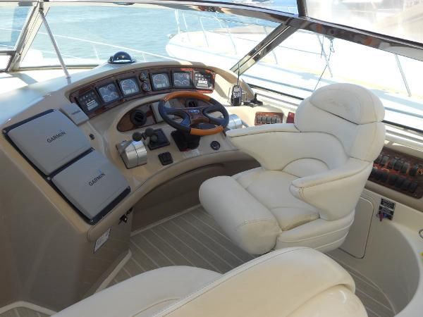 33_2002 58ft Sea Ray 580 Super Sun Sport