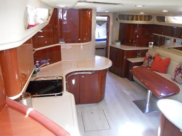42_2002 58ft Sea Ray 580 Super Sun Sport