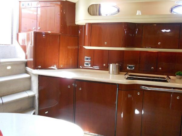 43_2002 58ft Sea Ray 580 Super Sun Sport