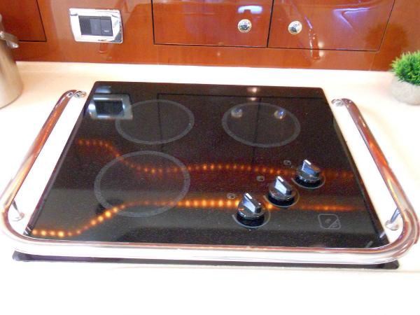 46_2002 58ft Sea Ray 580 Super Sun Sport