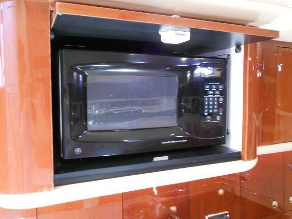 47_2002 58ft Sea Ray 580 Super Sun Sport