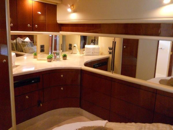 56_2002 58ft Sea Ray 580 Super Sun Sport