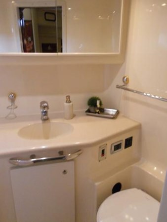 60_2002 58ft Sea Ray 580 Super Sun Sport