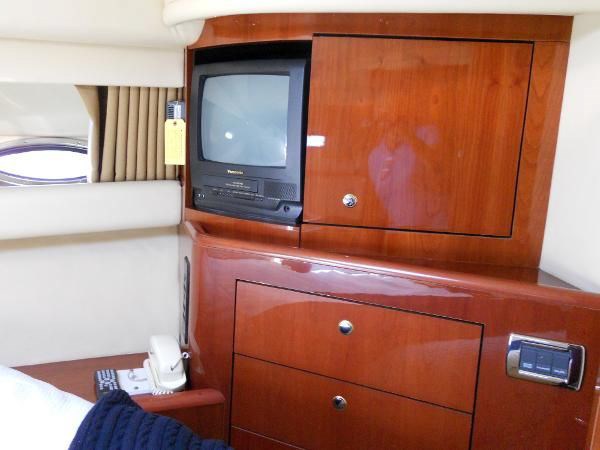 64_2002 58ft Sea Ray 580 Super Sun Sport