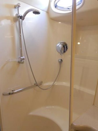 67_2002 58ft Sea Ray 580 Super Sun Sport