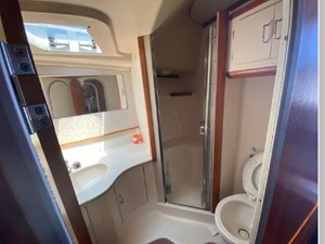 1998 Luhrs 380 Convertible 20 21