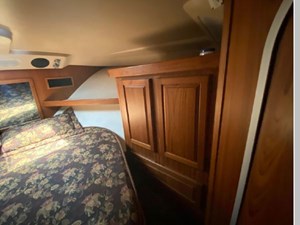 1998 Luhrs 380 Convertible 21 22