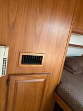 1998 Luhrs 380 Convertible 24 25