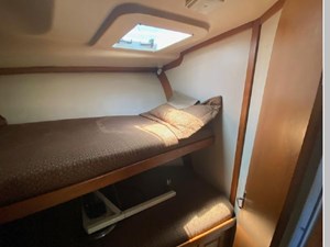 1998 Luhrs 380 Convertible 26 27