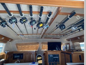 1998 Luhrs 380 Convertible 35 36