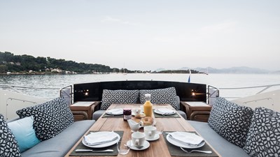yacht-bagheera-202008-exterior-8