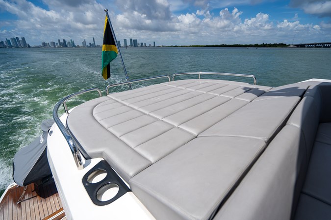 28_2019 57ft Sunseeker Predator