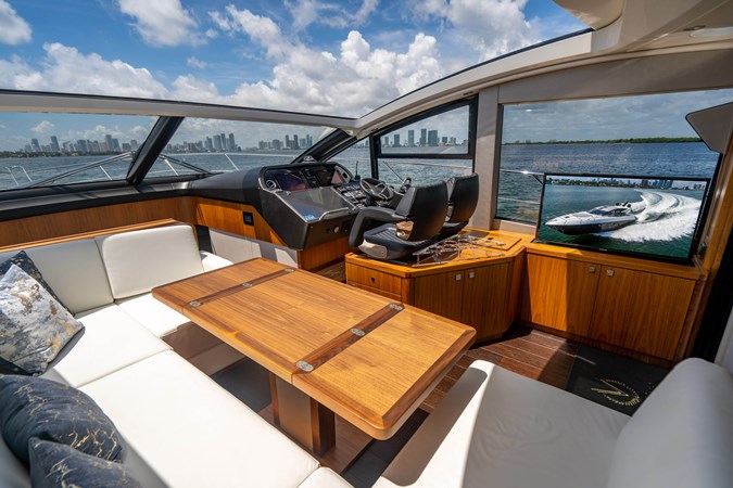 57_2019 57ft Sunseeker Predator