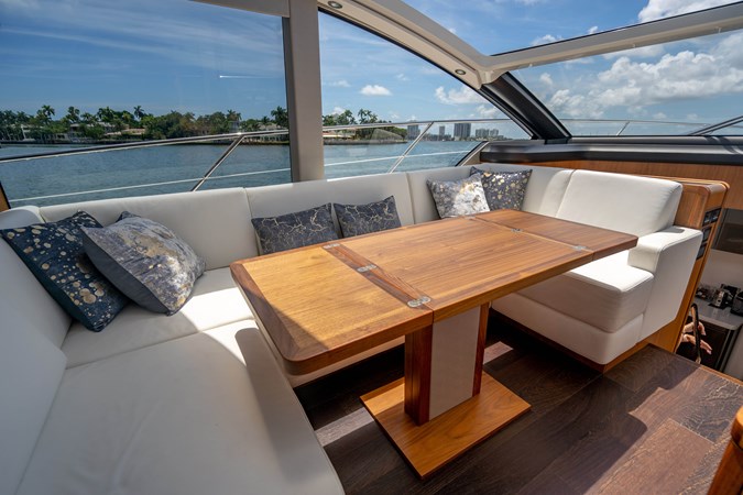 60_2019 57ft Sunseeker Predator