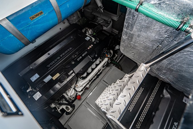 90_2019 57ft Sunseeker Predator