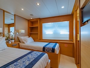 HUMMINGBIRD 17 HUMMINGBIRD 2007 COUACH  Motor Yacht Yacht MLS #266677 17
