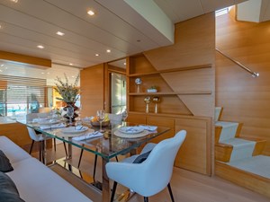 HUMMINGBIRD 9 HUMMINGBIRD 2007 COUACH  Motor Yacht Yacht MLS #266677 9