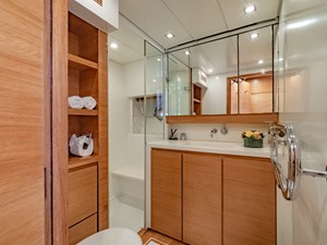 HUMMINGBIRD 13 HUMMINGBIRD 2007 COUACH  Motor Yacht Yacht MLS #266677 13