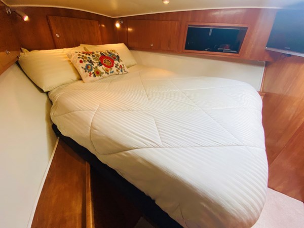 56_2003 57ft Navigator THE MOTLEY CREW