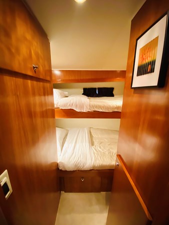 59_2003 57ft Navigator THE MOTLEY CREW