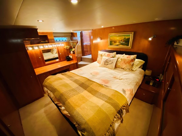 67_2003 57ft Navigator THE MOTLEY CREW