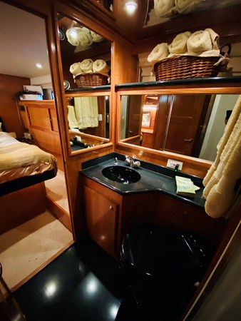 75_2003 57ft Navigator THE MOTLEY CREW