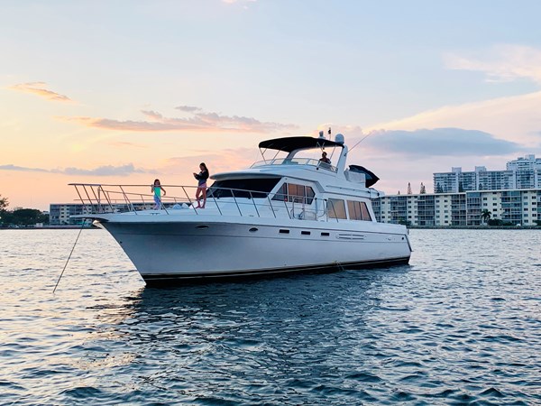 104_2003 57ft Navigator THE MOTLEY CREW