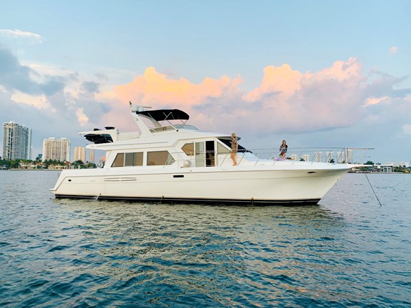 108_2003 57ft Navigator THE MOTLEY CREW