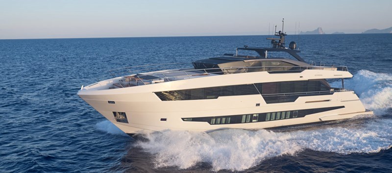 5_2020 100ft Astondoa 100 Century