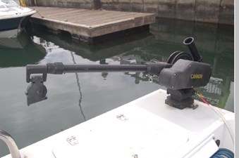1991 Boston Whaler 27 Offshore 25 26