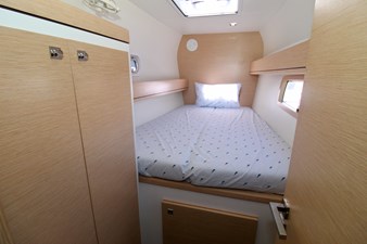 EIGHT DIRECTIONS 12 Stbd Forward Cabin 