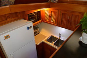 Fruition 11 10 Galley stbd