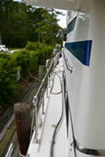 Fruition 28 27 Stb side deck