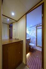 Last Chance 43 Master Stateroom