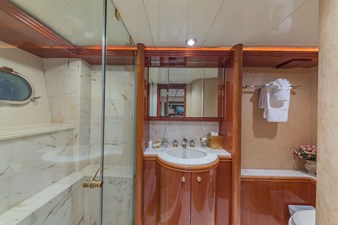QUINTESSA 17 
