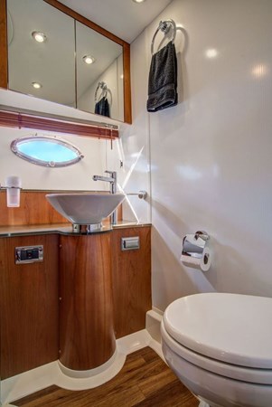 52-2010-Sunseeker-Predator-30