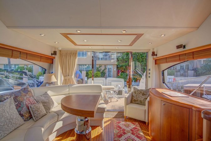 52-2010-Sunseeker-Predator-21