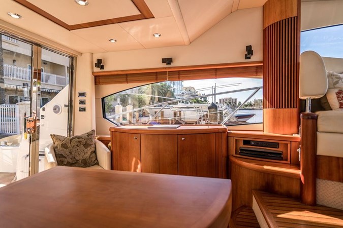 52-2010-Sunseeker-Predator-18