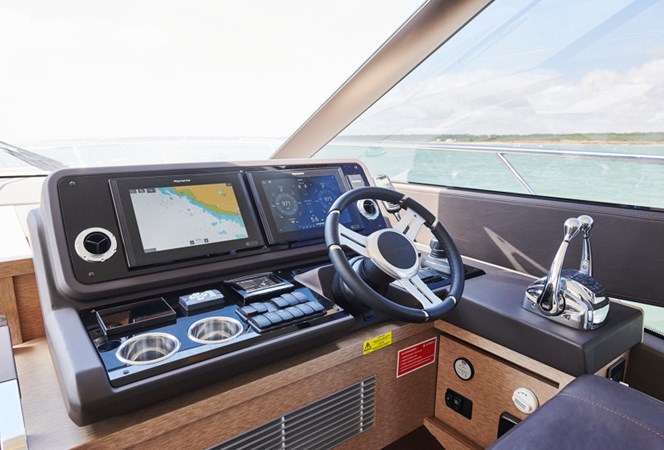 P590-INTERIEUR-Jean-Jacques_BERNIER-800px(17)