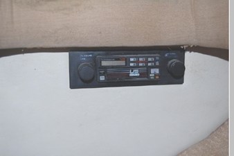 1989 Bayliner 4588 Pilothouse 32 33