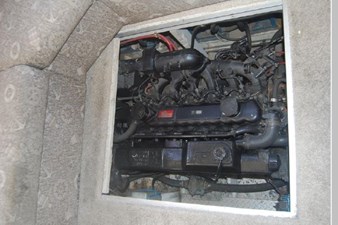 1989 Bayliner 4588 Pilothouse 68 69