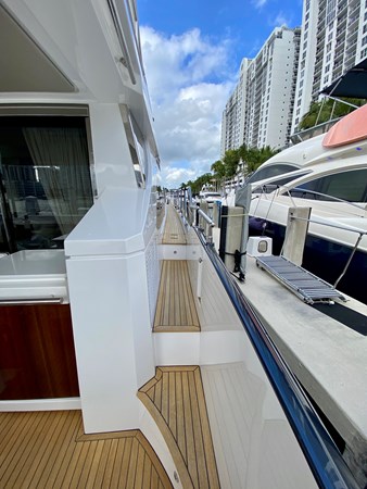11_2018 66ft Azimut Flybridge SEARENITY II