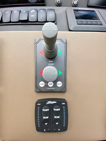 79_2018 66ft Azimut Flybridge SEARENITY II