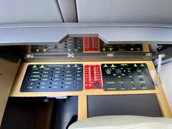 86_2018 66ft Azimut Flybridge SEARENITY II