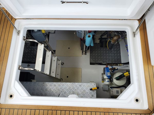 106_2018 66ft Azimut Flybridge SEARENITY II