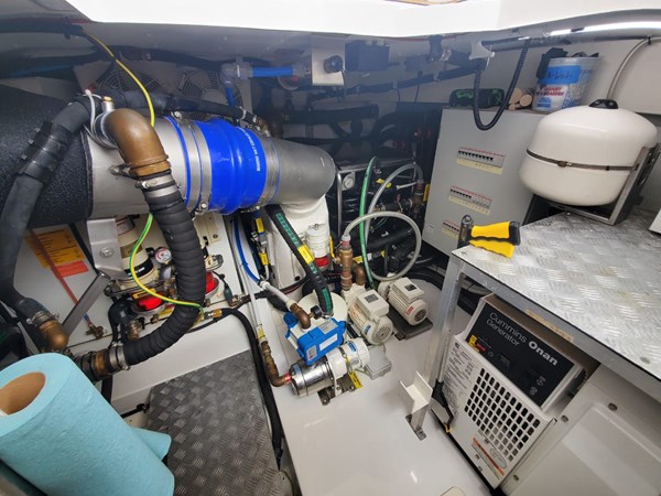 109_2018 66ft Azimut Flybridge SEARENITY II